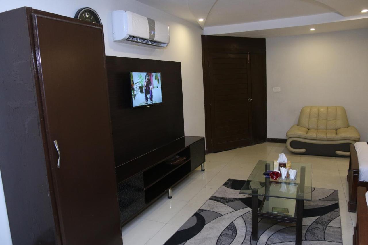 Gulberg Continental Hotel Лахор Экстерьер фото