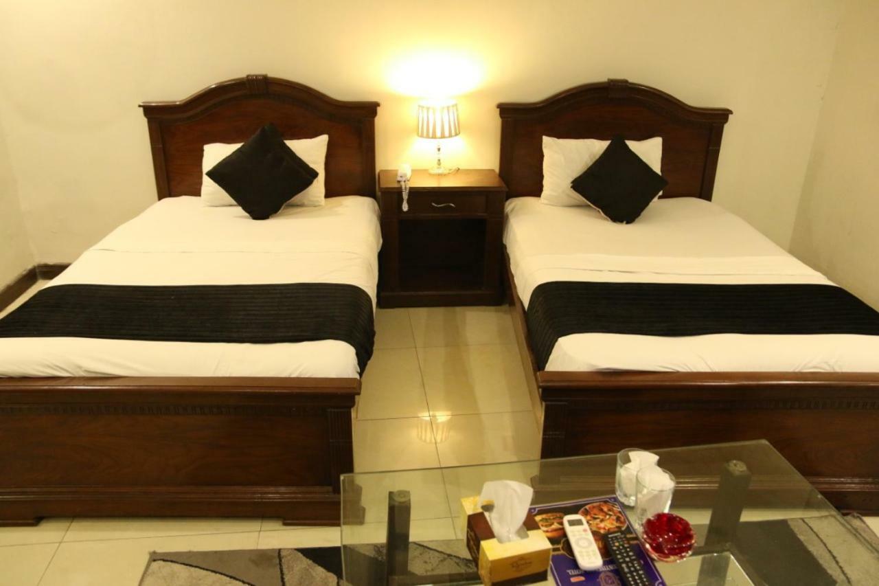 Gulberg Continental Hotel Лахор Экстерьер фото