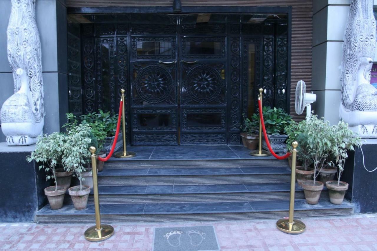 Gulberg Continental Hotel Лахор Экстерьер фото