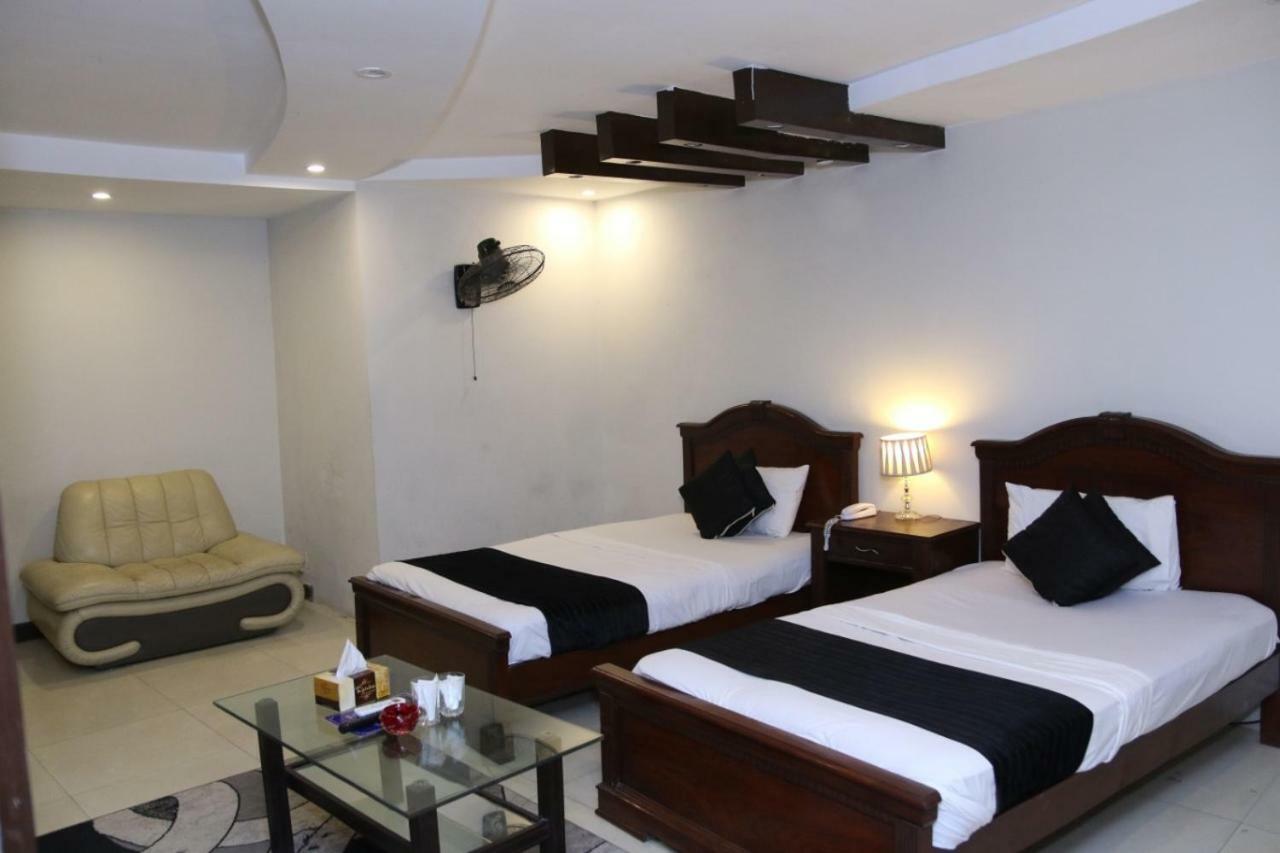 Gulberg Continental Hotel Лахор Экстерьер фото