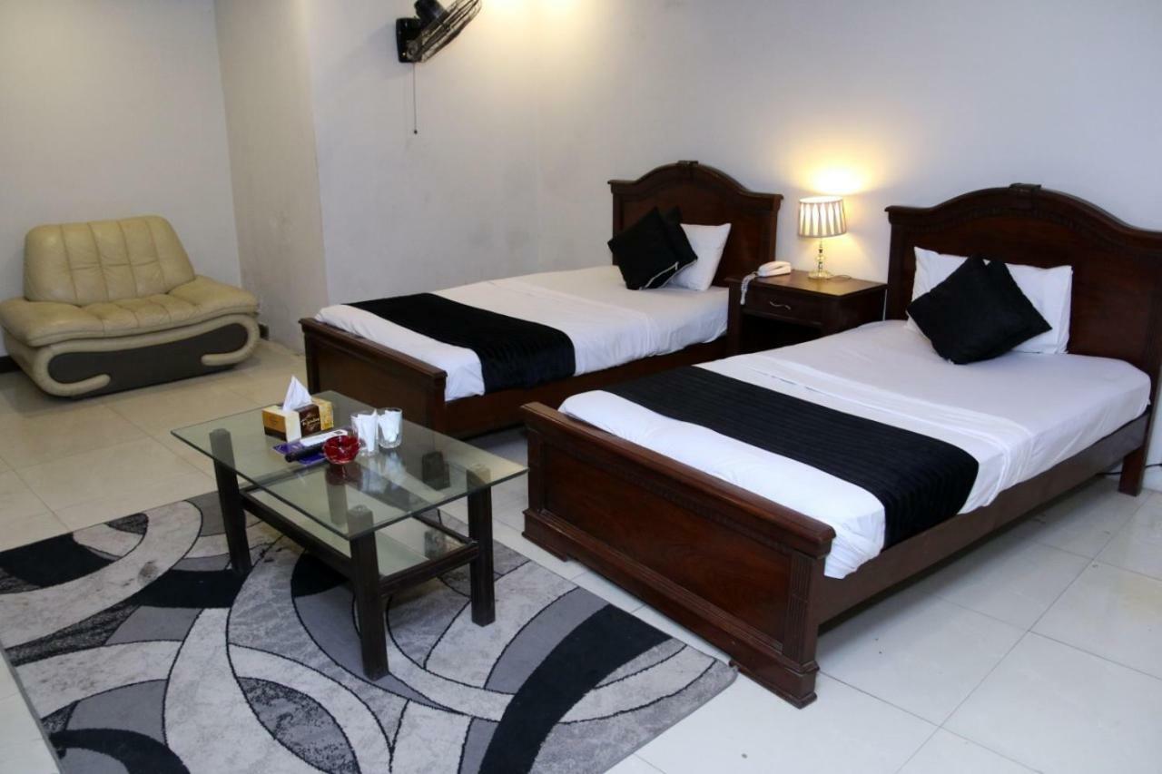 Gulberg Continental Hotel Лахор Экстерьер фото