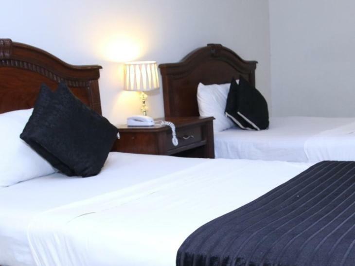 Gulberg Continental Hotel Лахор Экстерьер фото