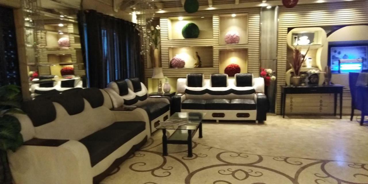 Gulberg Continental Hotel Лахор Экстерьер фото