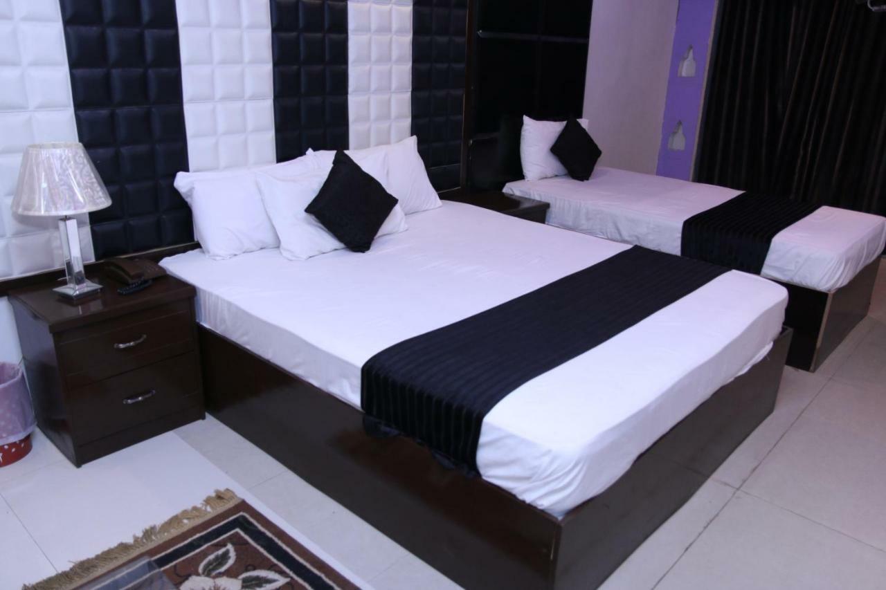 Gulberg Continental Hotel Лахор Экстерьер фото