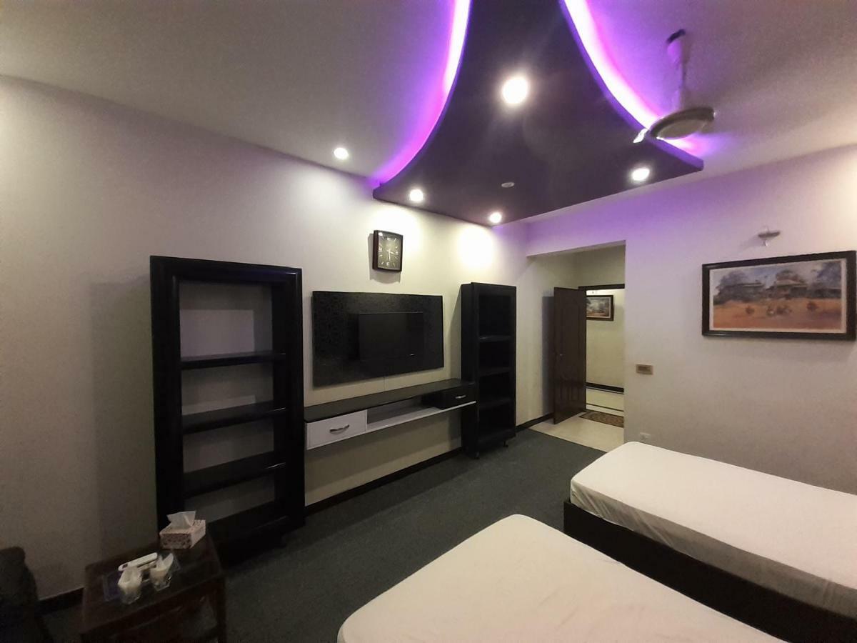 Gulberg Continental Hotel Лахор Экстерьер фото